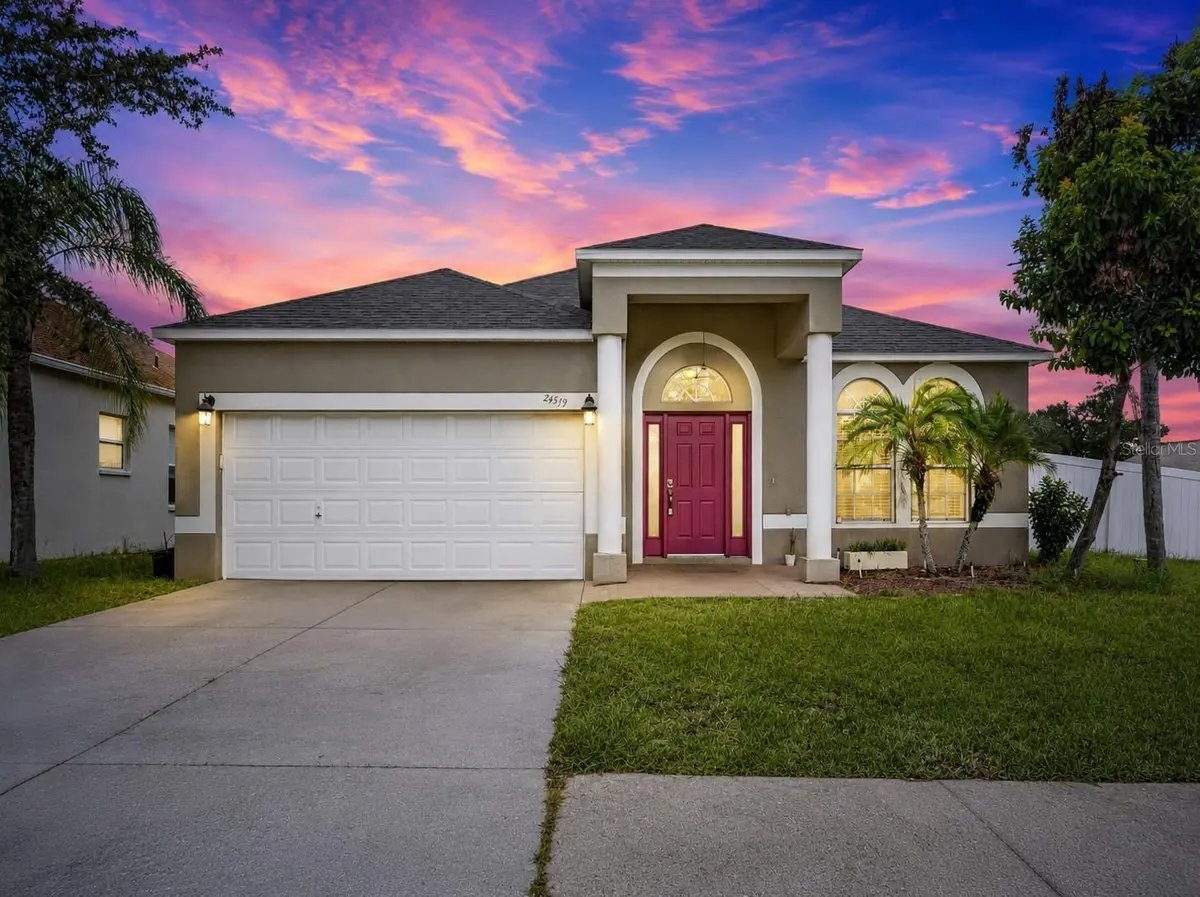 24519 BREEZY OAK CT, Lutz, FL 33559