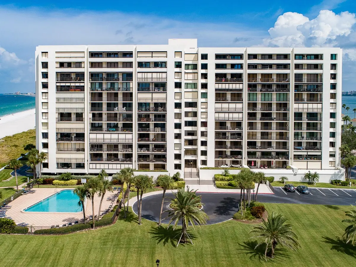 1460 GULF BLVD #302, Clearwater, FL 33767
