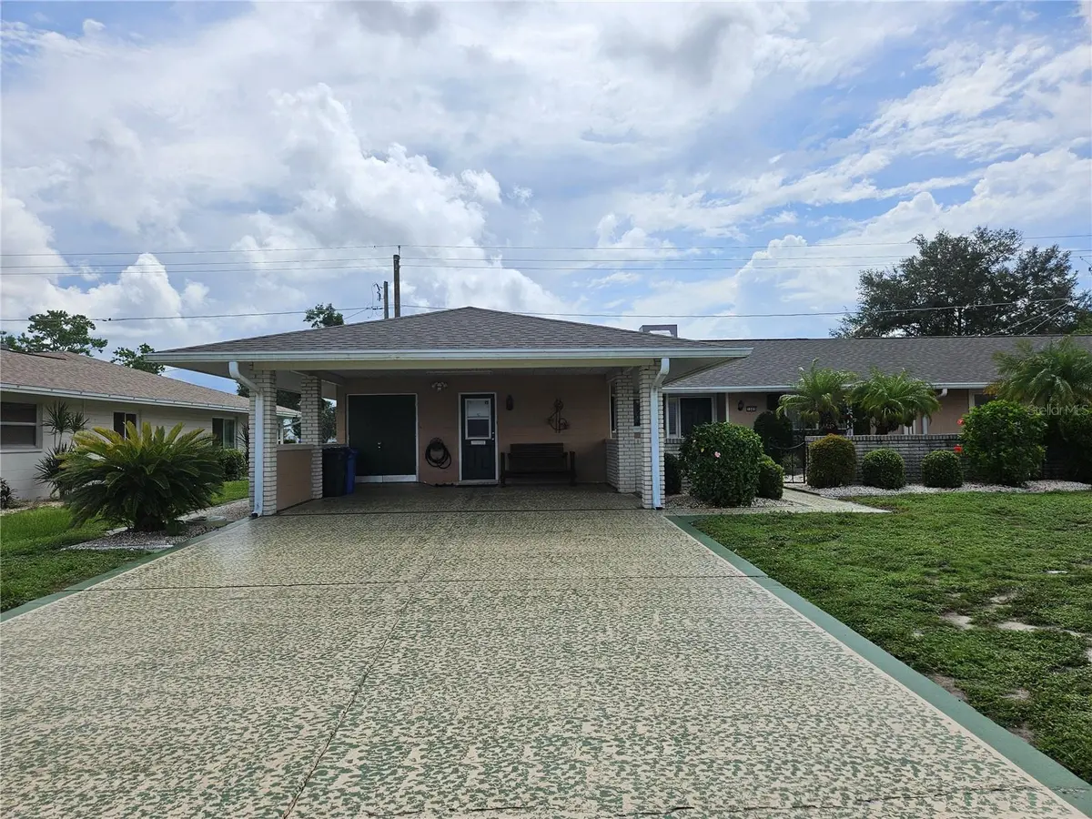 1505 N PEBBLE BEACH BLVD, Sun City Center, FL 33573