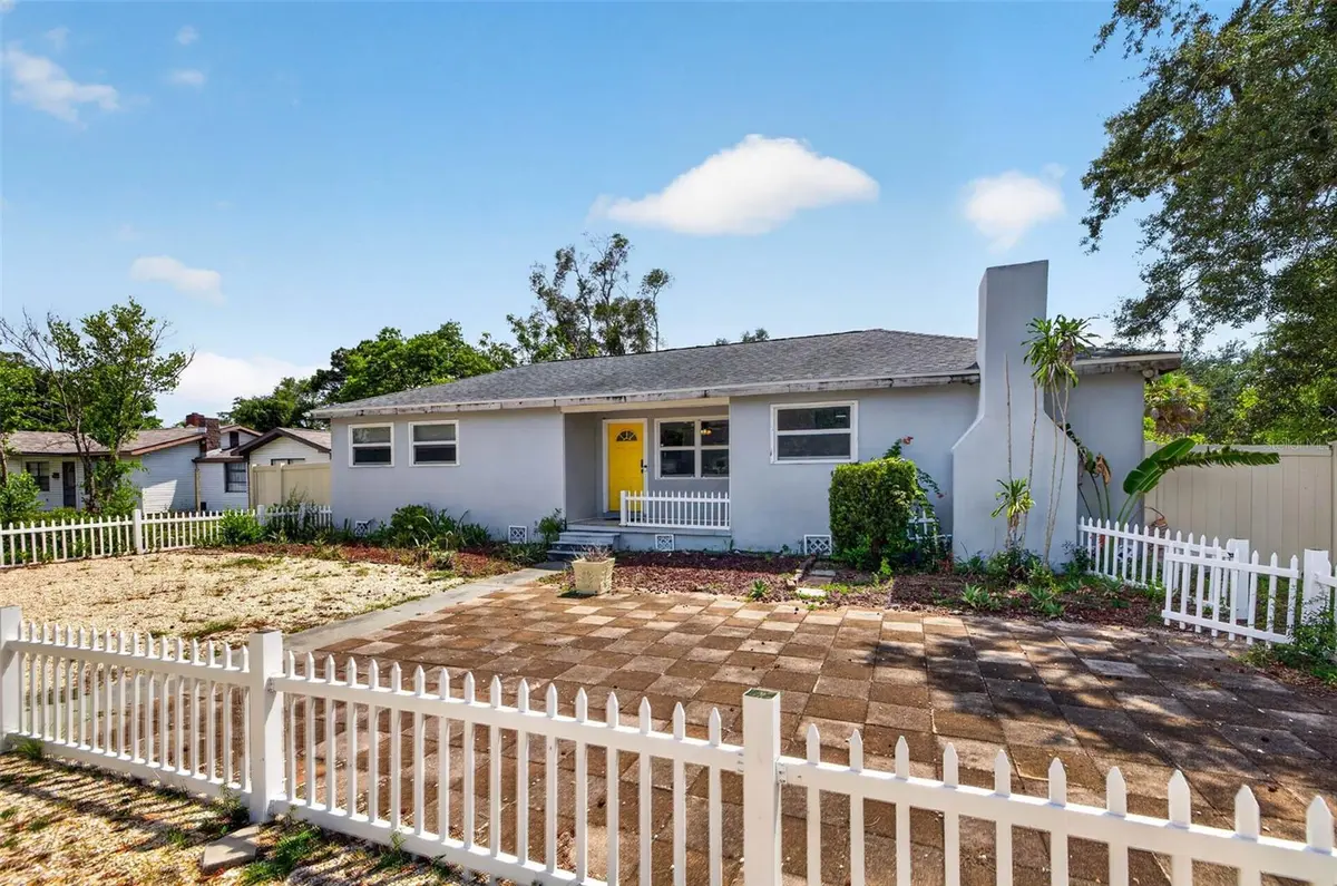 166 PINELLAS WAY N, St Petersburg, FL 33710