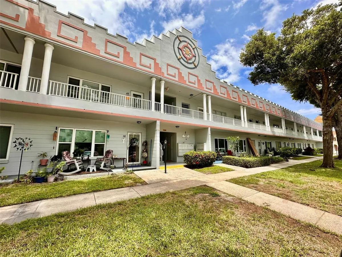 2100 WORLD PARKWAY BLVD #50, Clearwater, FL 33763