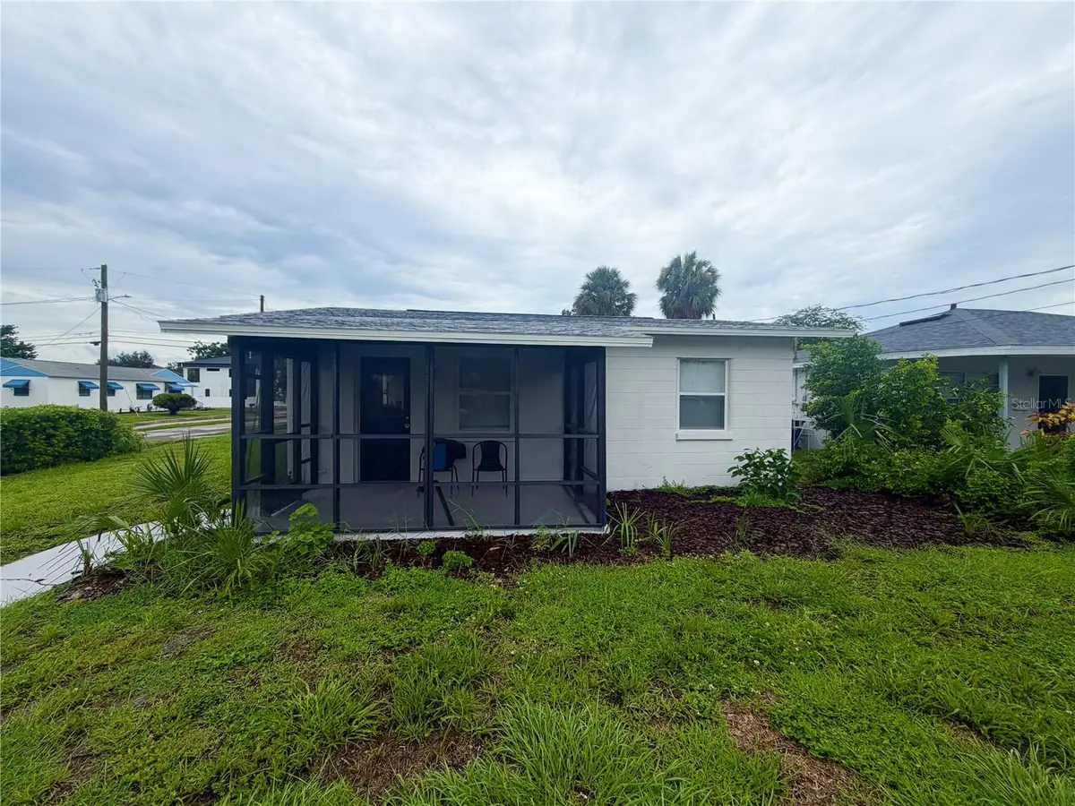 1502 W GRACE ST, Tampa, FL 33607