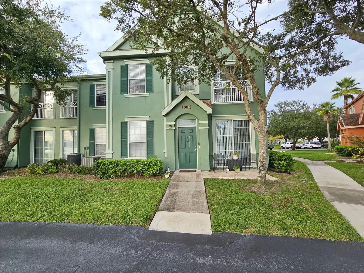 9018 LAKE CHASE ISLAND WAY #9018, Tampa, FL 33626