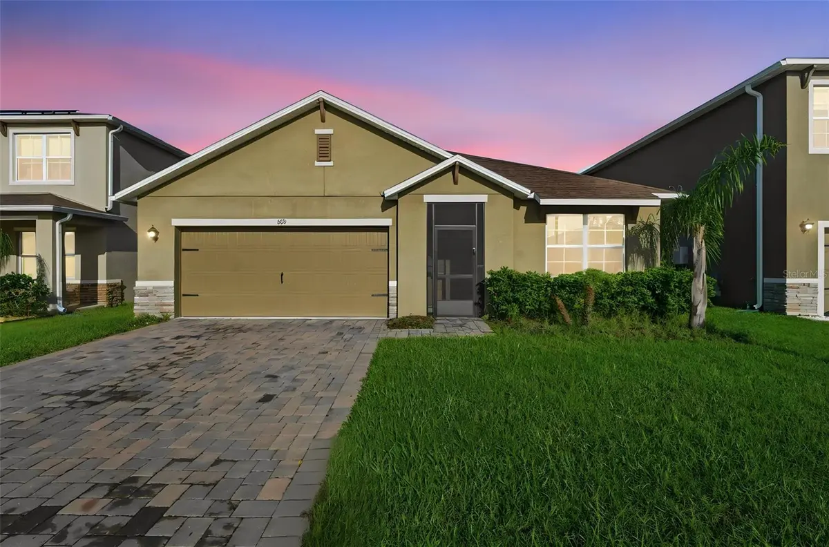 895 LAZIO CIR, Debary, FL 32713