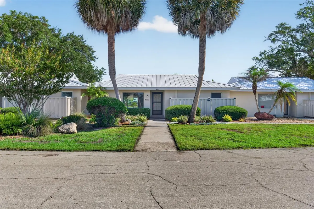 11643 W KING FISHER CT #200, Crystal River, FL 34429