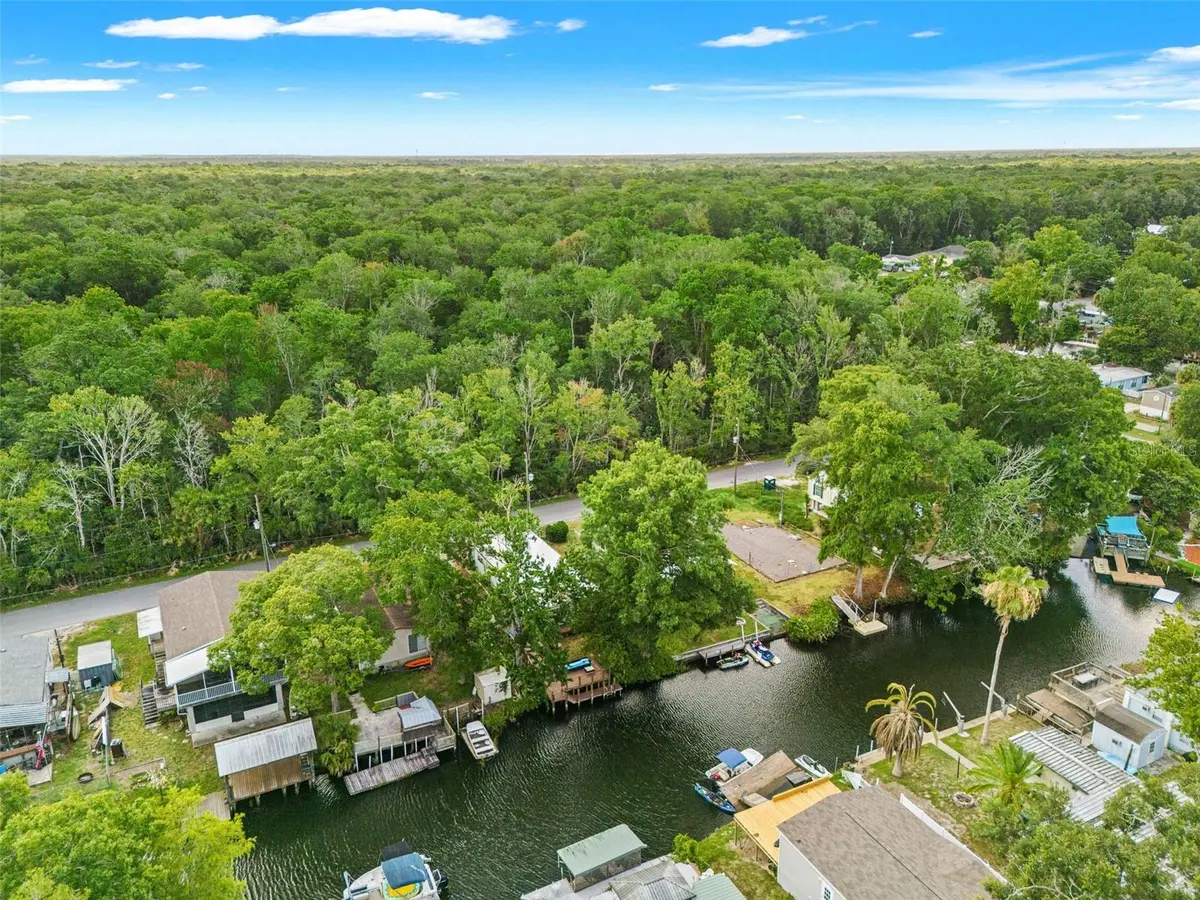 6380 RICHARD DR, Weeki Wachee, FL 34607