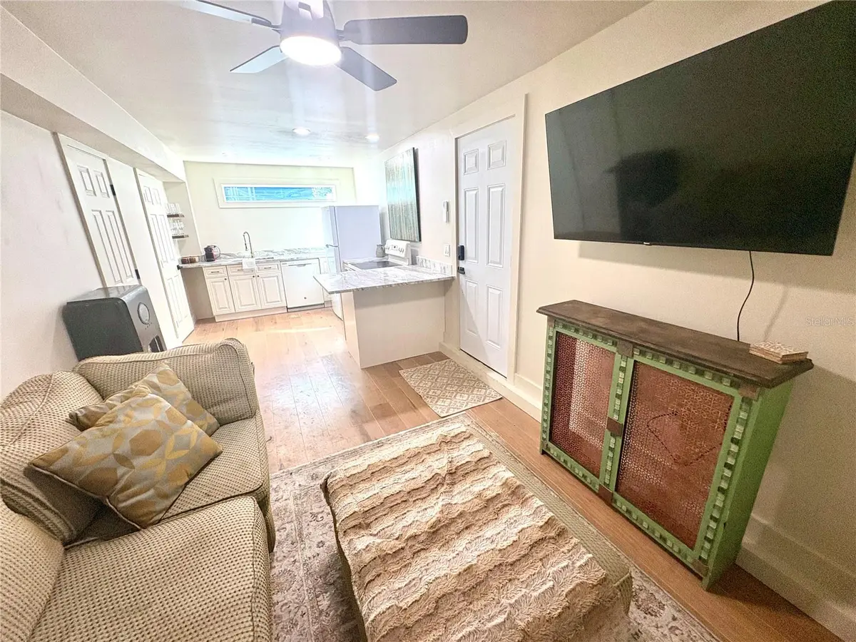 3022 BEACH BLVD S #1, Gulfport, FL 33707