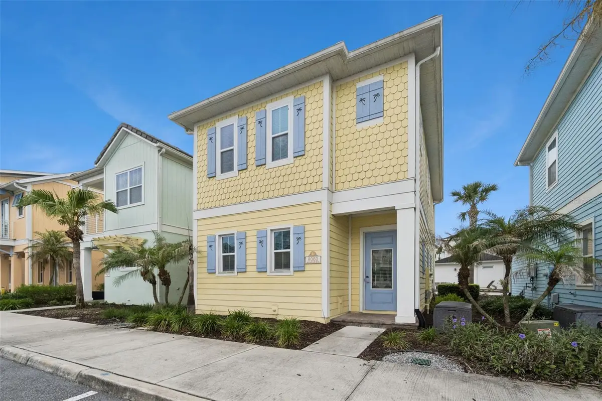 8060 DREAMSICLE DR, Kissimmee, FL 34747