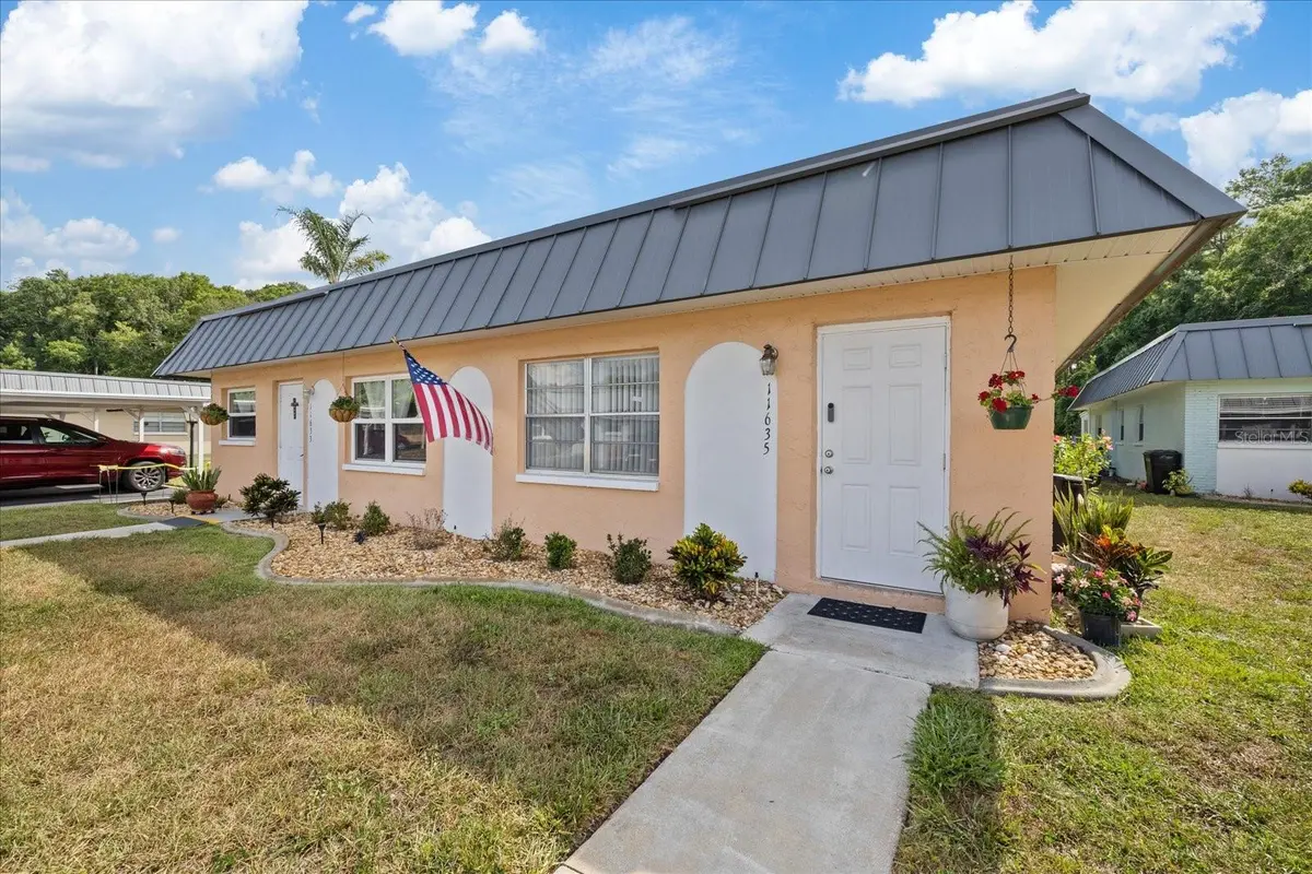 11635 BAYONET LN #B, New Port Richey, FL 34654