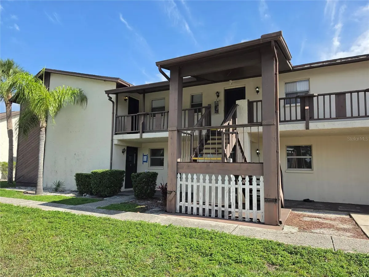5521 BAY BLVD #102, Port Richey, FL 34668