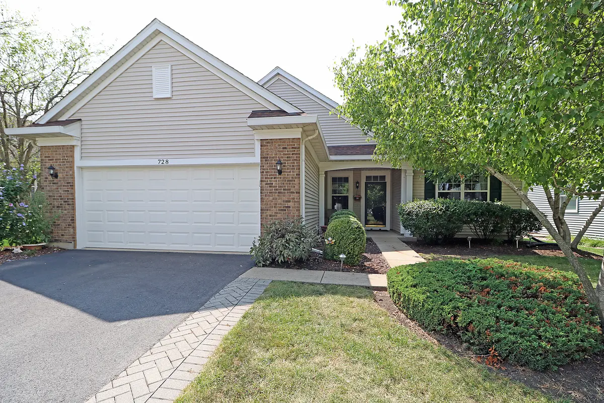 728 Holland LN, Romeoville, IL 60446