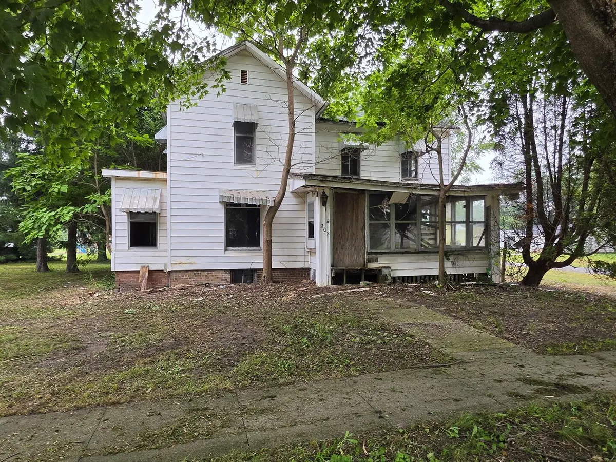 202 S 1st ST, Chatsworth, IL 60921