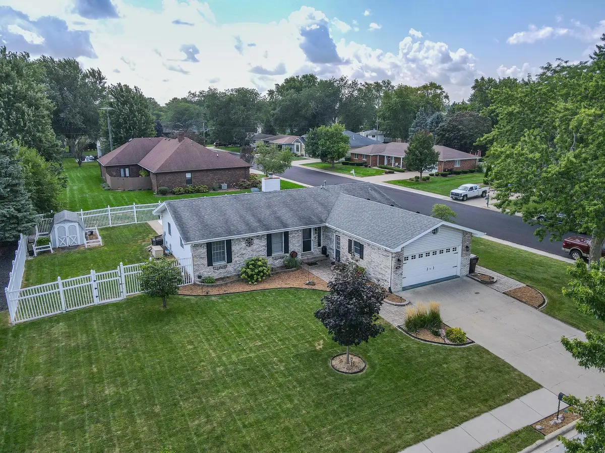 390 W Sixth ST, Manteno, IL 60950