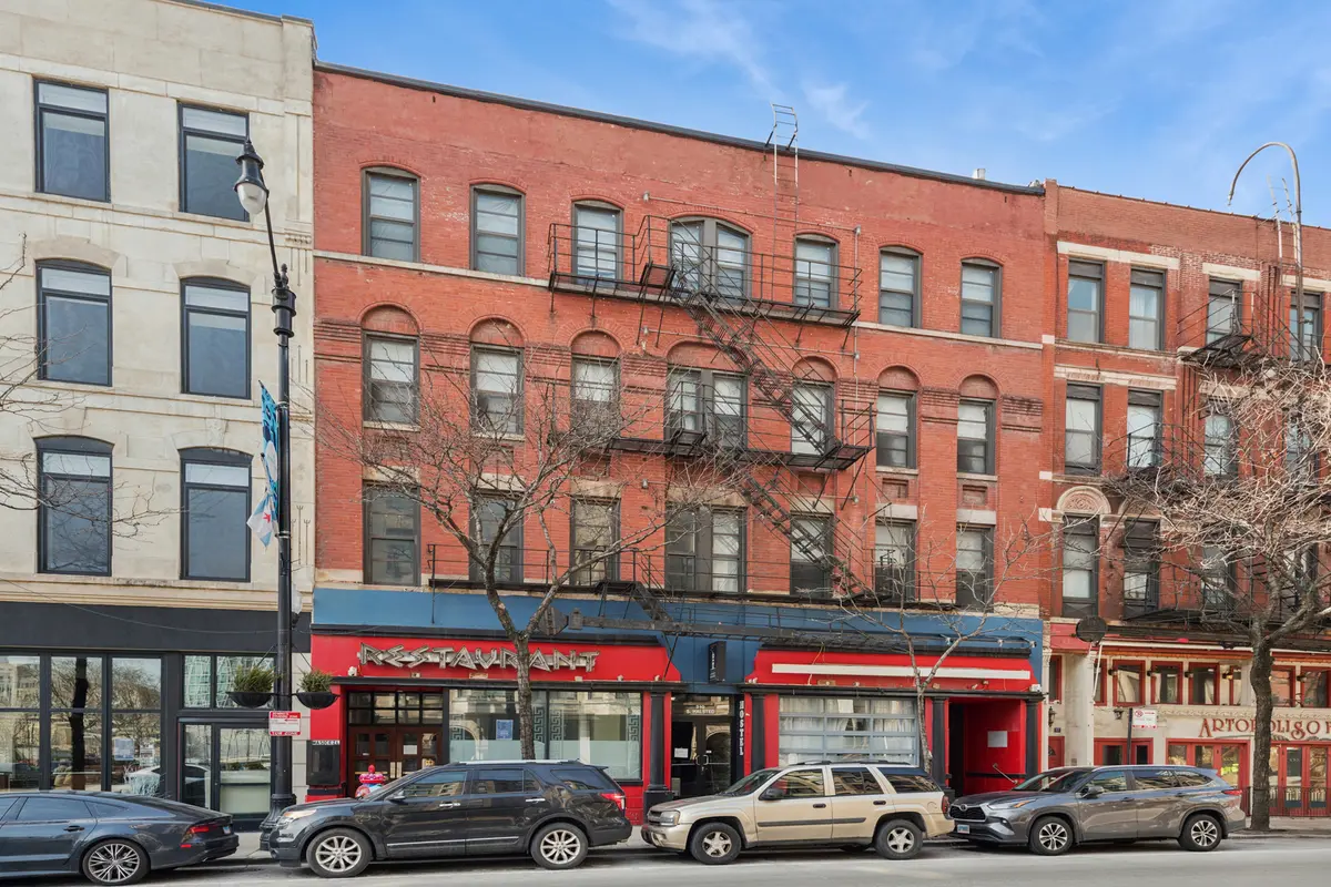 310 S Halsted ST, Chicago, IL 60661