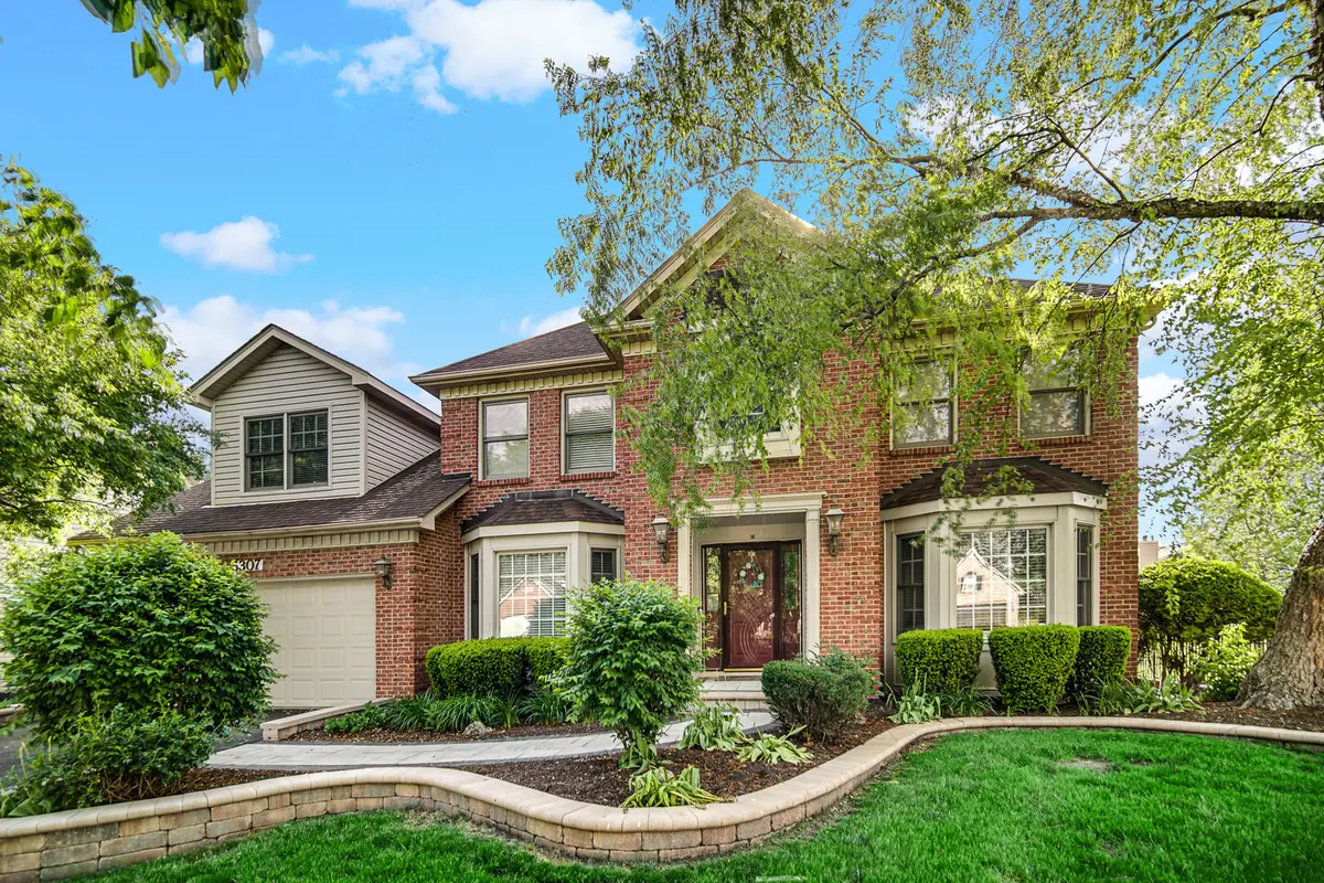 5307 Catclaw CT, Naperville, IL 60564