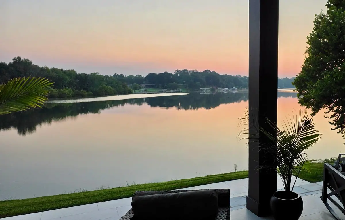 613 Waters Edge Dr, Estill Springs, TN 37330