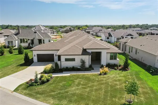 4415 W 136th ST, Leawood, KS 66224