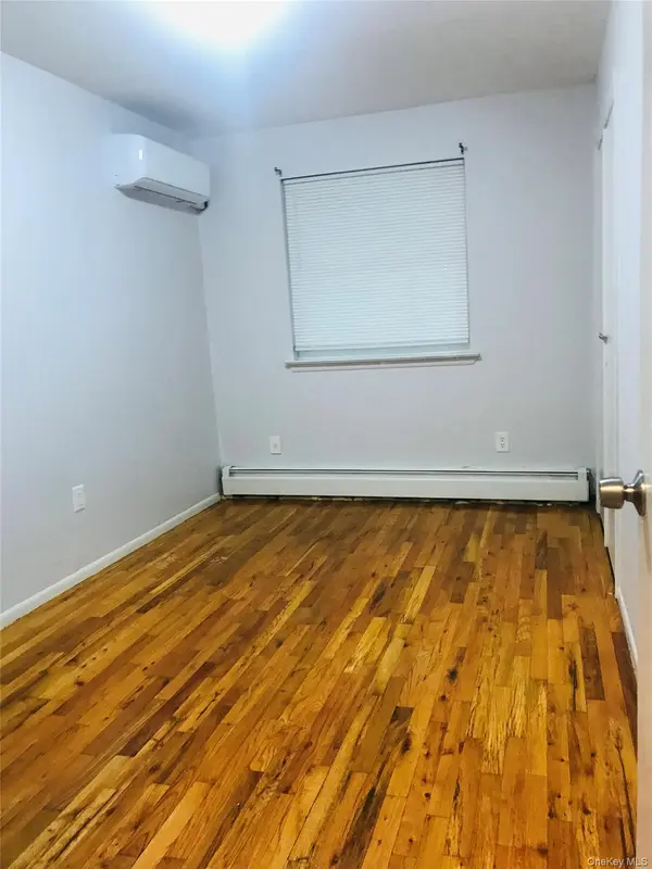 1846 Bussing AVE, Bronx, NY 10466