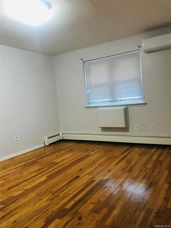 1846 Bussing AVE, Bronx, NY 10466