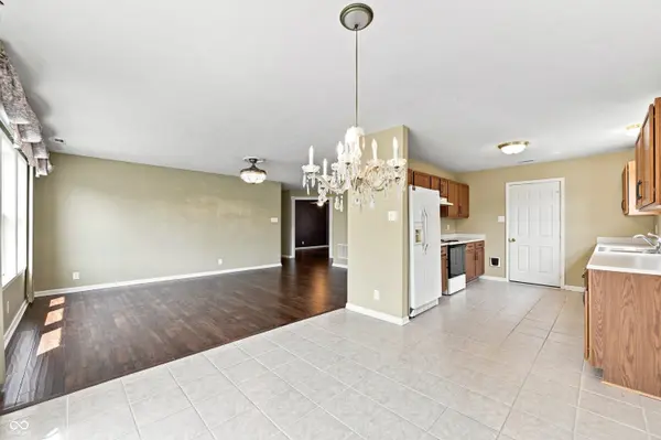 1707 Brookview DR, Brownsburg, IN 46112