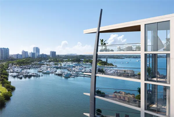 688 GOLDEN GATE PT #801, Sarasota, FL 34236