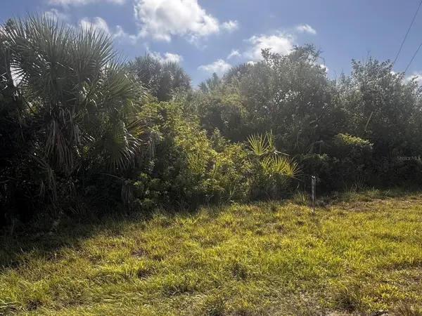 104 ARROW LN, Rotonda West, FL 33947