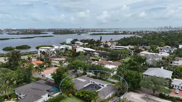 1428 PINE BAY DR, Sarasota, FL 34231