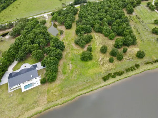 4946 WAUCHULA RD, Myakka City, FL 34251