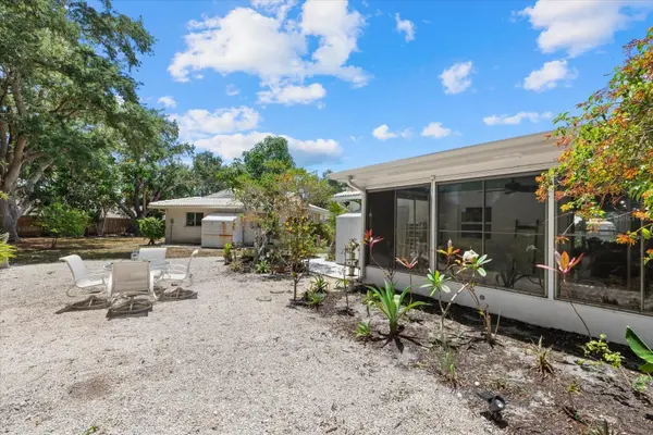 4305 CHINABERRY CIR, Bradenton, FL 34208