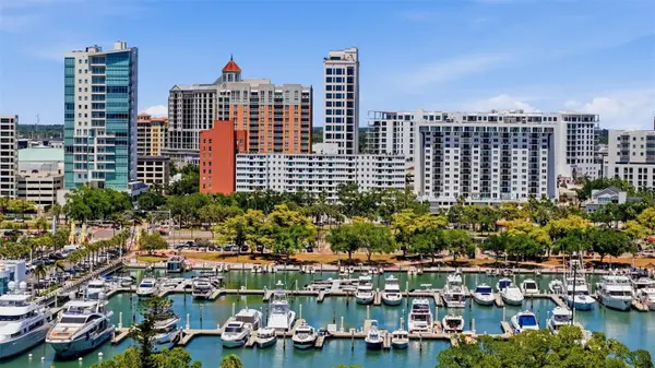 33 S GULFSTREAM AVE #404, Sarasota, FL 34236