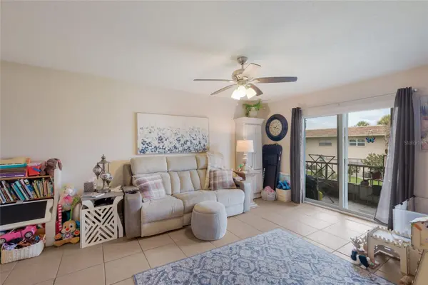 2727 75TH ST W #7A11, Bradenton, FL 34209