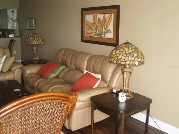 7461 W COUNTRY CLUB DR N #409, Sarasota, FL 34243