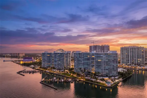 888 BLVD OF THE ARTS #303, Sarasota, FL 34236