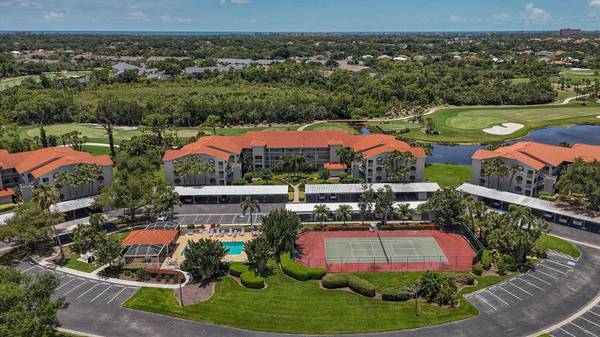 9320 CLUBSIDE CIR #2209, Sarasota, FL 34238