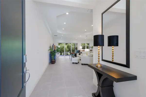 2493 PARADISE PLUM DR, Sarasota, FL 34240
