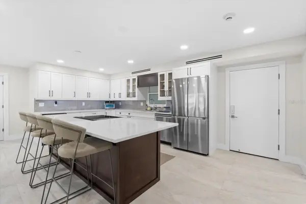800 BENJAMIN FRANKLIN DR #505, Sarasota, FL 34236