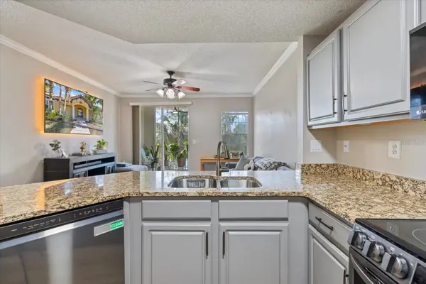 5552 BENTGRASS DR #7-116, Sarasota, FL 34235