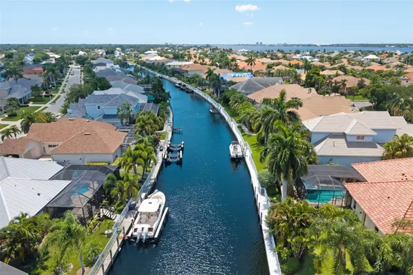 4770 MAINSAIL DR, Bradenton, FL 34208