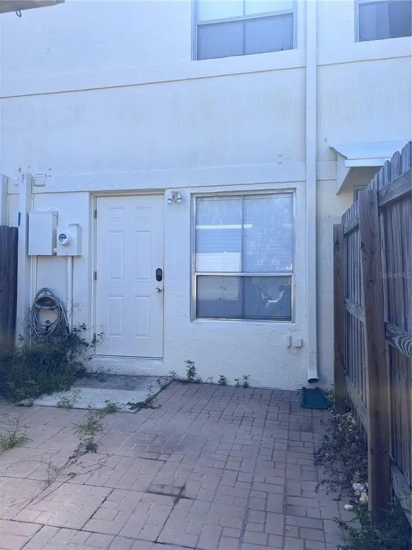 4515 LA CAPRI CT, Tampa, FL 33611