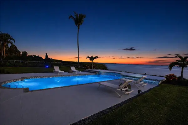 7524 WESTMORELAND DR, Sarasota, FL 34243