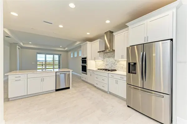 172 VAN GOGH CV, Bradenton, FL 34212