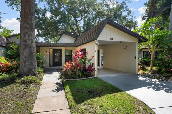 2227 CIRCLEWOOD DR #52, Sarasota, FL 34231