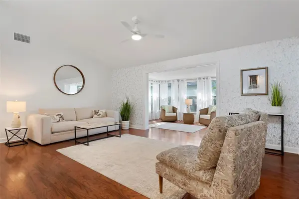 2227 CIRCLEWOOD DR #52, Sarasota, FL 34231