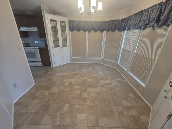 5707 45TH ST E #120, Bradenton, FL 34203