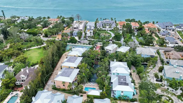 3942 HAMILTON CLUB CIR #13, Sarasota, FL 34242