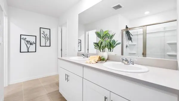 6529 EQUINOX LN, North Fort Myers, FL 33917