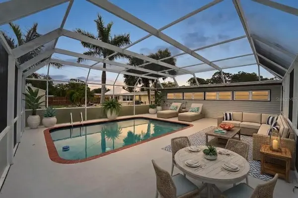 2505 WOOD ST, Sarasota, FL 34237