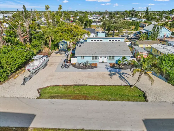 3155 WATERSIDE DR, Englewood, FL 34224
