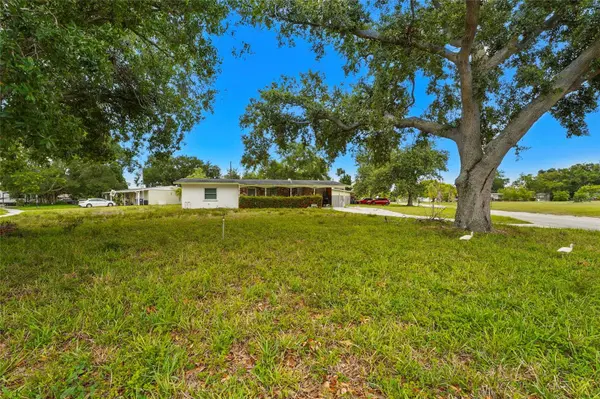 5320 41ST AVE W, Bradenton, FL 34209