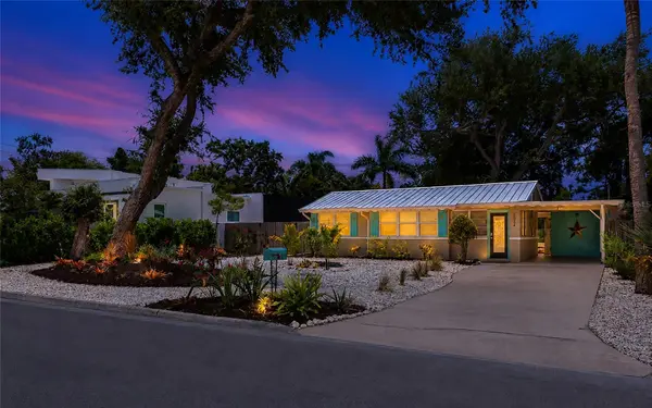 1034 N 22ND ST, Sarasota, FL 34234